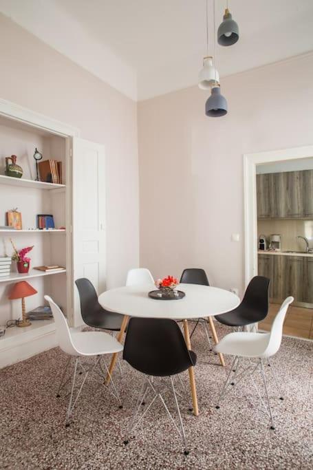 Splendid Full 5Bdr/3Bath/2Kitchens Mansion In Ath Apartment Athens Exterior photo