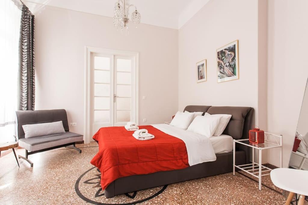 Splendid Full 5Bdr/3Bath/2Kitchens Mansion In Ath Apartment Athens Exterior photo