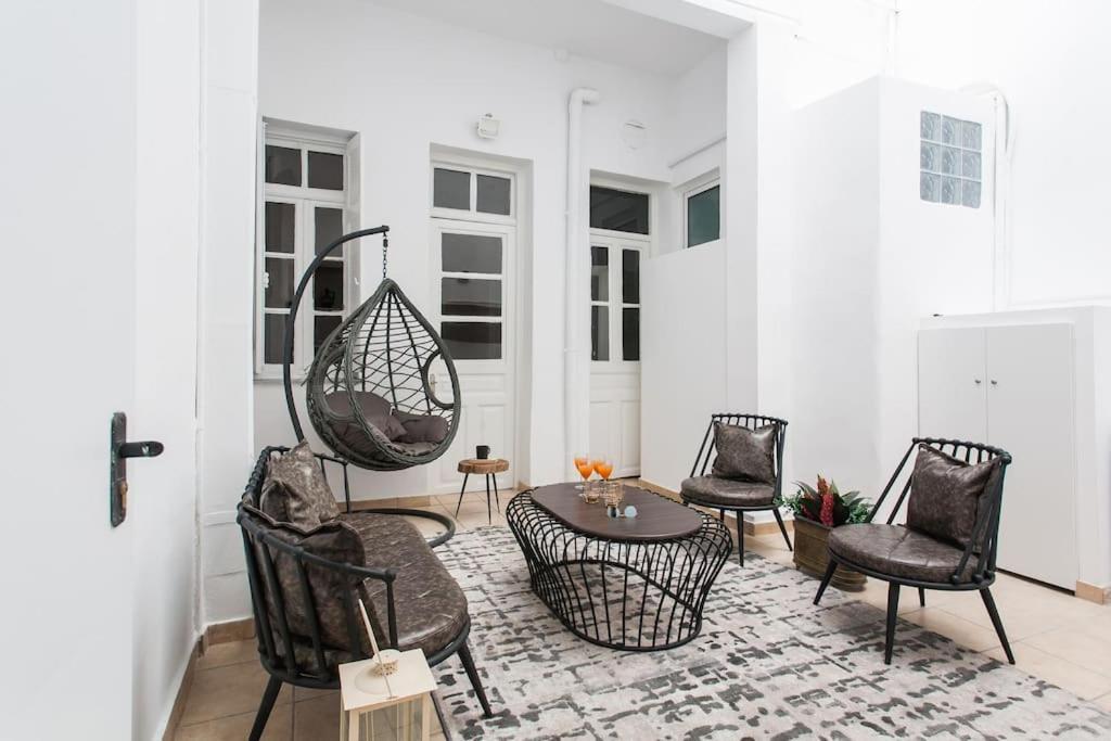 Splendid Full 5Bdr/3Bath/2Kitchens Mansion In Ath Apartment Athens Exterior photo